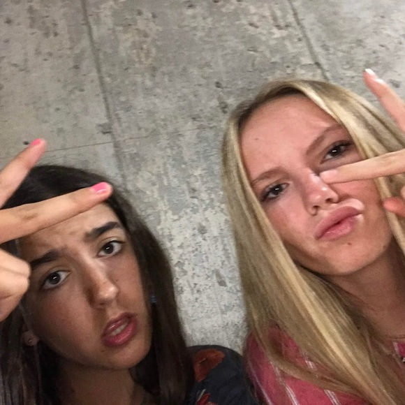 Meet your Posher, The in - Picture 1 of 1